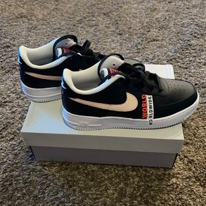 Air Force 1 LV8 1 GS ‘Worldwide Pack Black Crimson’ size 6Y